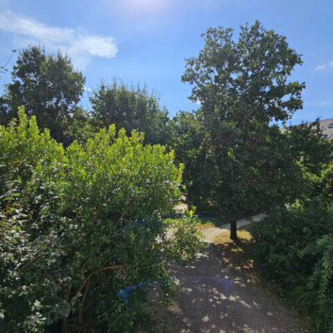 Beaux volumes pour cet appartement (95 m2) avec garage et ba