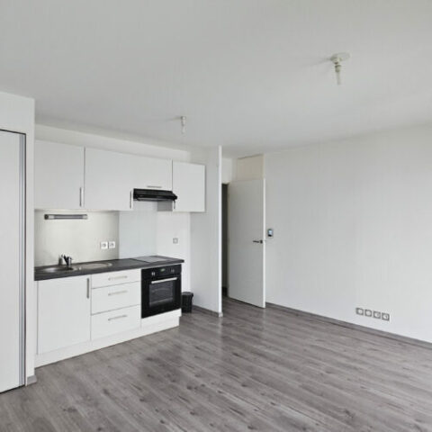 Situation idéale pour ce bel appartement (40 m2) avec balcon