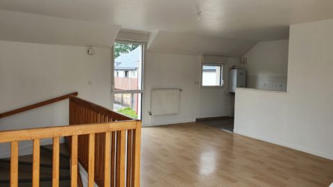 Beau T2 au calme, avec garage et balcon.