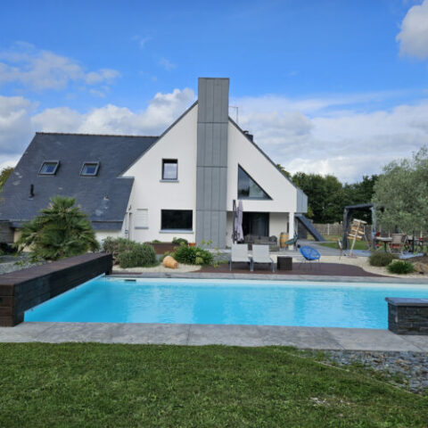 Magnifique propriété (265 m2) sur terrain clos de 3282 m2...