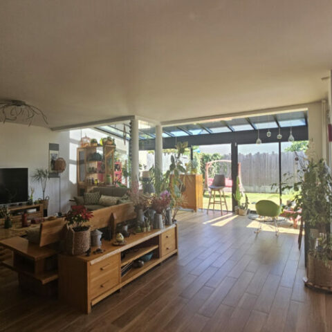 Superbe maison (146 m2) en parfait état sur terrain clos de