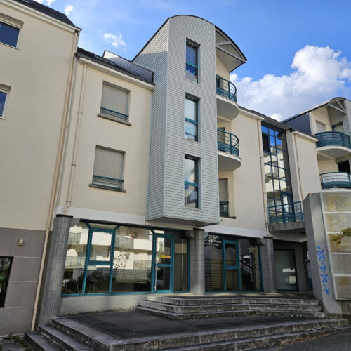 Au coeur de Bruz, T1 (Bis) en bon état, avec garage.